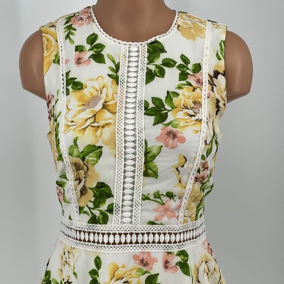 Disney Princess Belle Cutout Lace Floral Skater Dress Med Womens Beauty & Beast - Picture 5 of 12